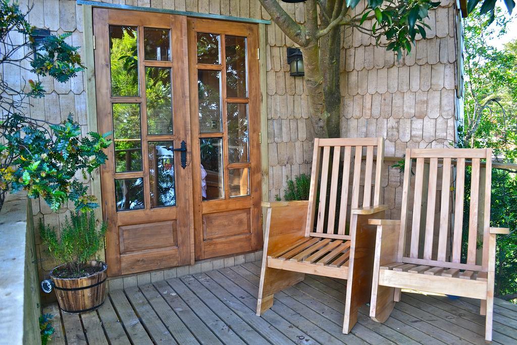 Villa La Casa Del Árbol De Chiloé Castro Habitación foto